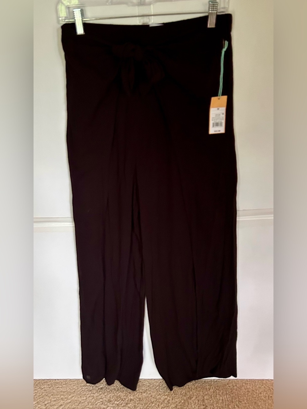 Kona Sol woman’s black  Wide-Leg Tie-Waist lounge/beach pants. M. NWT!